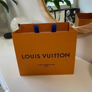 SMALL LOUIS VUITTON SHOPPING BAG